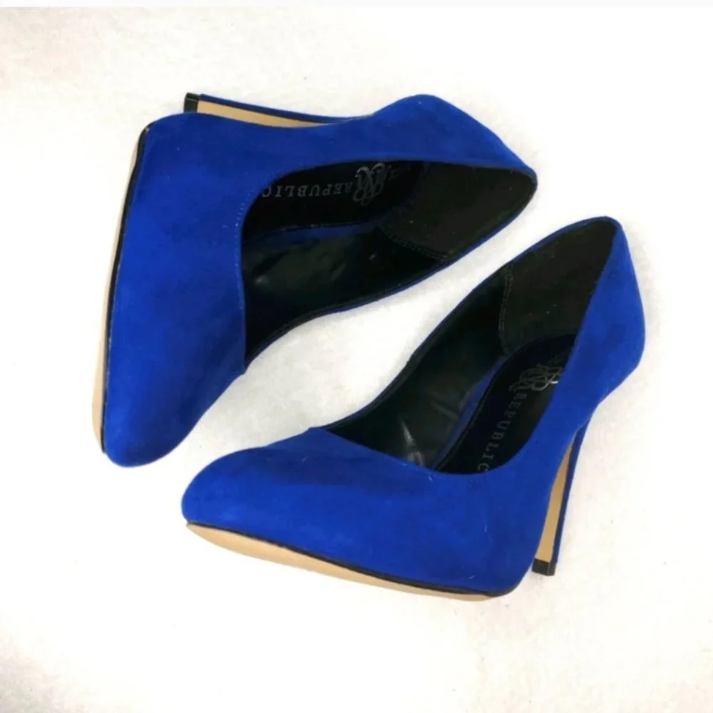 Rock and Republic Royal Blue Size 10 M Royal Blue called Gwen Blue. EUC These ar - Picture 4 of 7
